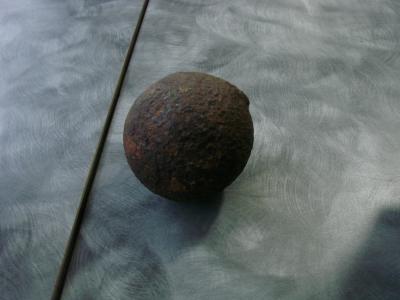 4 inch iron cannonball