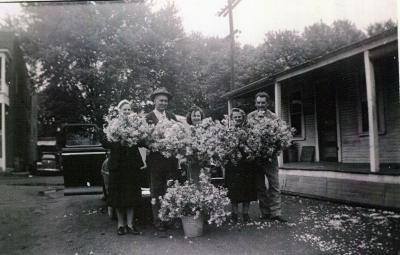 Lutesville Residents