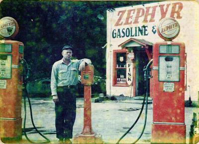 Harry Shetley Service Station - 1944
