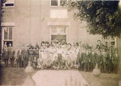 Citizens in front of Courthouse